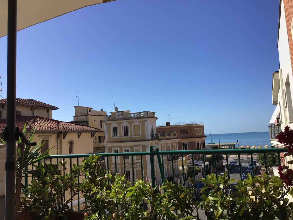 Ostia Bed And Beach Exterior foto